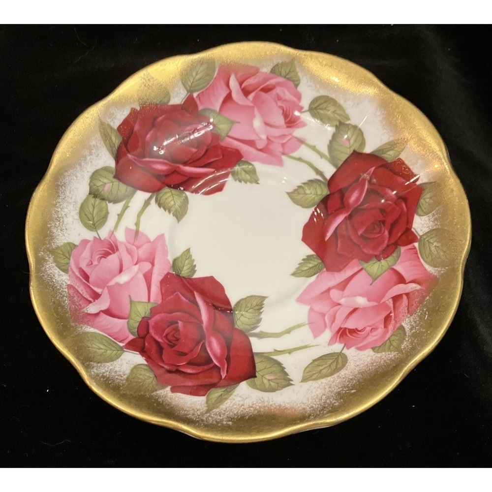 Royal Albert Rare Six Rose Old English Pattern Saucer Bone China England Vintage